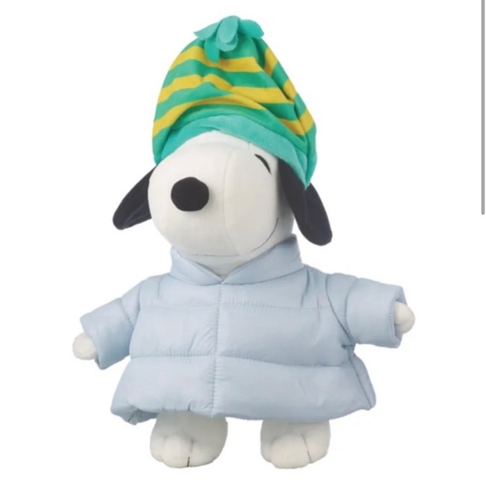 Cvs viral snoopy I KNOW YOU WANNA BUY IT .